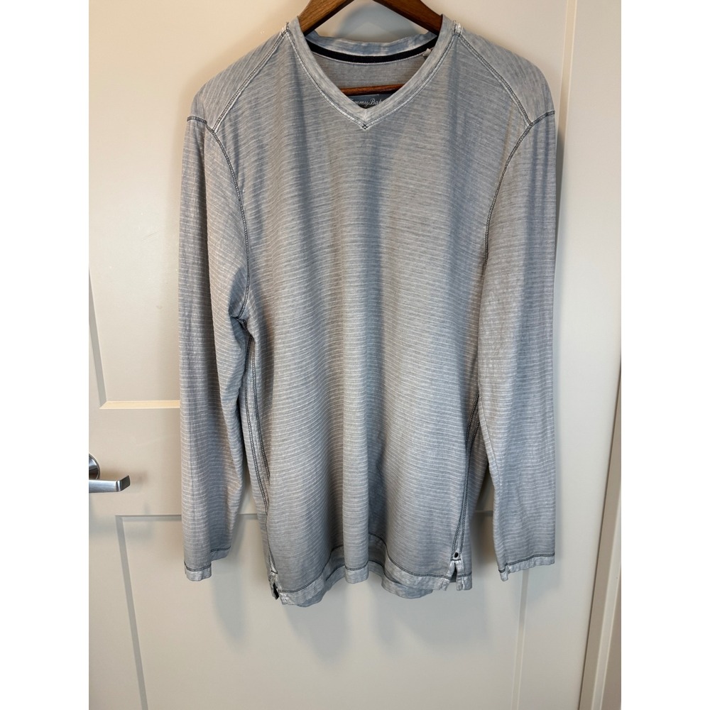 Tommy Bahama Grey Pinstriped V Neck Long Sleeve T Shirt Size M